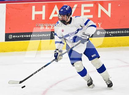 Thumbnail 1 in Simsbury vs. Darien (CIAC DI Semifinal) photogallery.