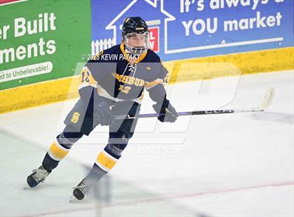 Thumbnail 1 in Simsbury vs. Darien (CIAC DI Semifinal) photogallery.