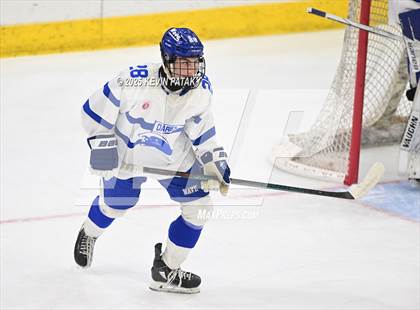 Thumbnail 3 in Simsbury vs. Darien (CIAC DI Semifinal) photogallery.