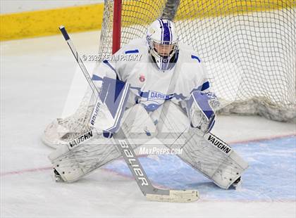 Thumbnail 3 in Simsbury vs. Darien (CIAC DI Semifinal) photogallery.