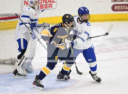 Thumbnail 3 in Simsbury vs. Darien (CIAC DI Semifinal) photogallery.