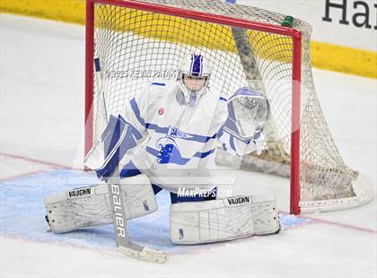 Thumbnail 1 in Simsbury vs. Darien (CIAC DI Semifinal) photogallery.