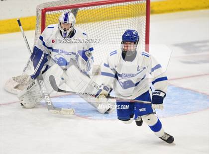 Thumbnail 3 in Simsbury vs. Darien (CIAC DI Semifinal) photogallery.
