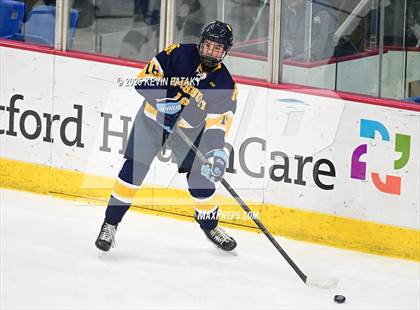 Thumbnail 1 in Simsbury vs. Darien (CIAC DI Semifinal) photogallery.