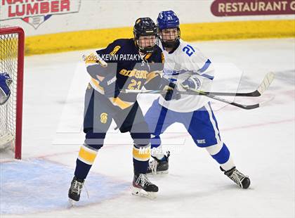 Thumbnail 1 in Simsbury vs. Darien (CIAC DI Semifinal) photogallery.