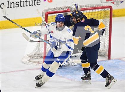 Thumbnail 3 in Simsbury vs. Darien (CIAC DI Semifinal) photogallery.