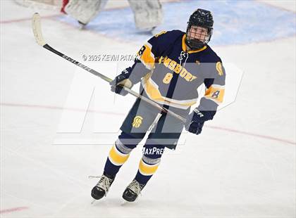 Thumbnail 2 in Simsbury vs. Darien (CIAC DI Semifinal) photogallery.