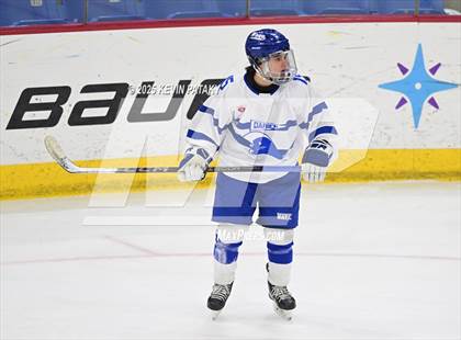 Thumbnail 3 in Simsbury vs. Darien (CIAC DI Semifinal) photogallery.