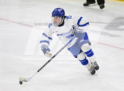 Thumbnail 2 in Simsbury vs. Darien (CIAC DI Semifinal) photogallery.
