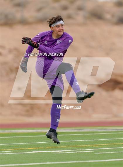 Thumbnail 3 in Somerset Sky Pointe vs Virgin Valley (JV Team Bulldog Invitational) photogallery.