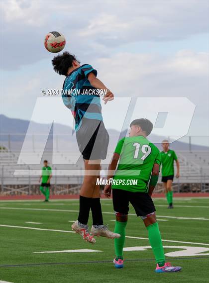 Thumbnail 3 in Somerset Sky Pointe vs Virgin Valley (JV Team Bulldog Invitational) photogallery.