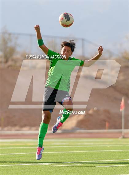 Thumbnail 3 in Somerset Sky Pointe vs Virgin Valley (JV Team Bulldog Invitational) photogallery.