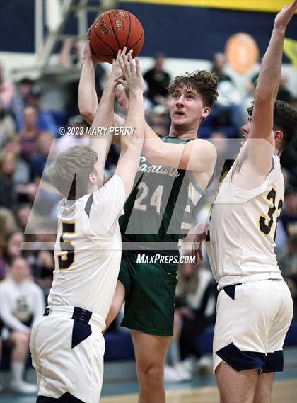 Thumbnail 1 in Laurel @ Shenango photogallery.