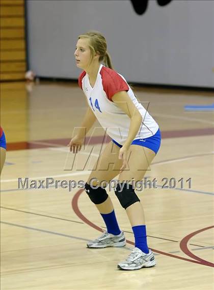Thumbnail 2 in Ponderosa @ Folsom photogallery.