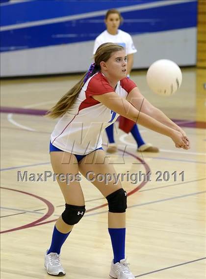 Thumbnail 2 in Ponderosa @ Folsom photogallery.
