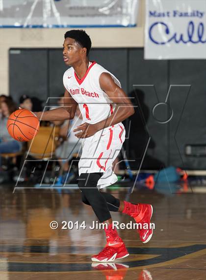 Thumbnail 2 in Suwannee vs. Miami Beach (City of Palms Classic) photogallery.
