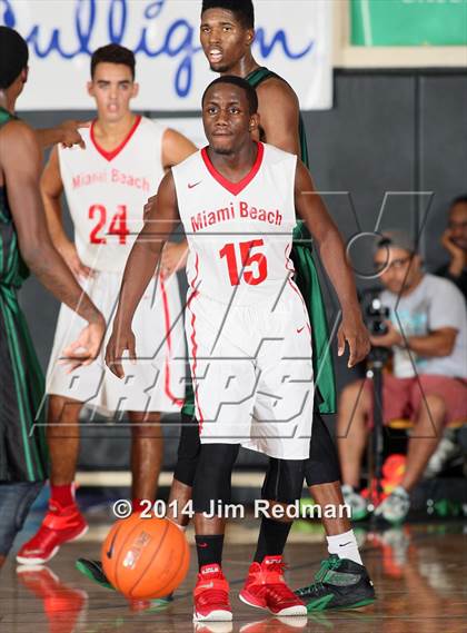 Thumbnail 2 in Suwannee vs. Miami Beach (City of Palms Classic) photogallery.