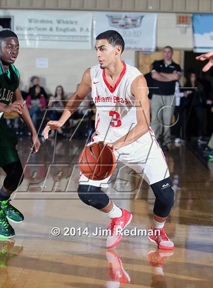 Thumbnail 2 in Suwannee vs. Miami Beach (City of Palms Classic) photogallery.