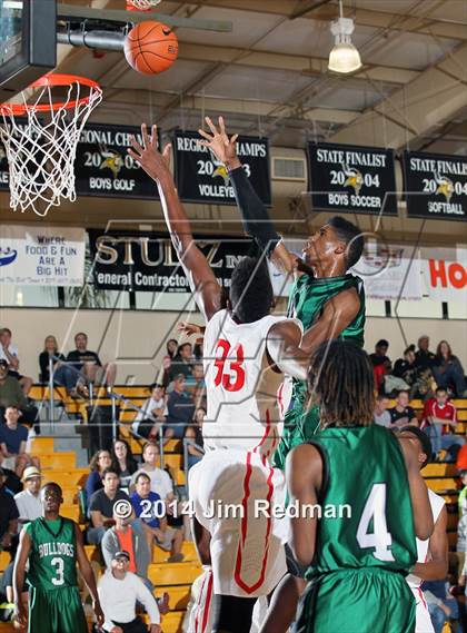 Thumbnail 3 in Suwannee vs. Miami Beach (City of Palms Classic) photogallery.