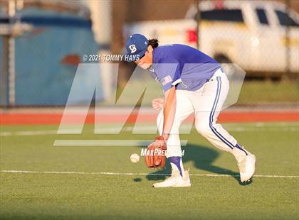 Thumbnail 2 in Early @ Brock photogallery.