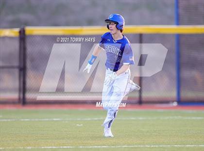 Thumbnail 3 in Early @ Brock photogallery.