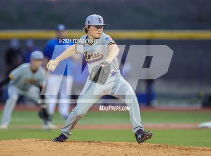 Thumbnail 2 in Early @ Brock photogallery.