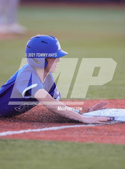 Thumbnail 2 in Early @ Brock photogallery.