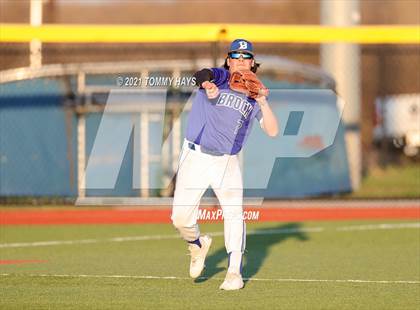 Thumbnail 1 in Early @ Brock photogallery.
