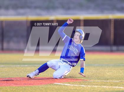 Thumbnail 1 in Early @ Brock photogallery.