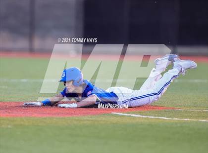 Thumbnail 1 in Early @ Brock photogallery.