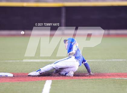 Thumbnail 2 in Early @ Brock photogallery.