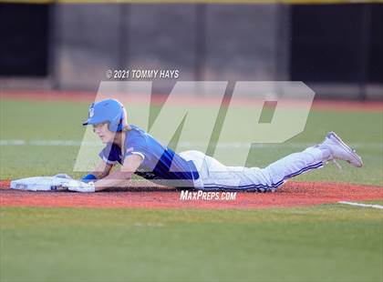 Thumbnail 2 in Early @ Brock photogallery.