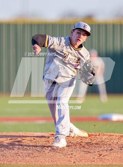Thumbnail 1 in Early @ Brock photogallery.