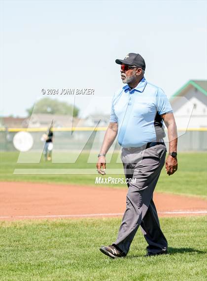 Thumbnail 1 in Churchill County vs. Virgin Valley (NIAA 3A State Winners Final) photogallery.