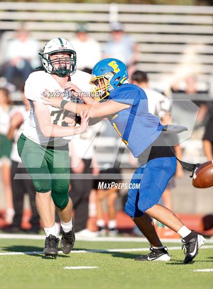 Thumbnail 2 in JV: Livermore @ Foothill photogallery.