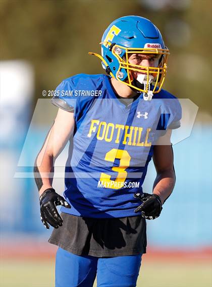 Thumbnail 1 in JV: Livermore @ Foothill photogallery.