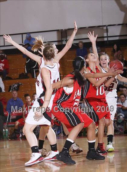 Thumbnail 2 in Denver East vs. Chatfield (2009 Fairview Festival) photogallery.