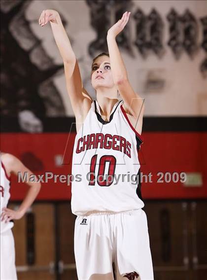 Thumbnail 3 in Denver East vs. Chatfield (2009 Fairview Festival) photogallery.