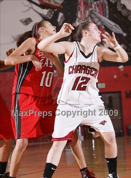 Thumbnail 2 in Denver East vs. Chatfield (2009 Fairview Festival) photogallery.