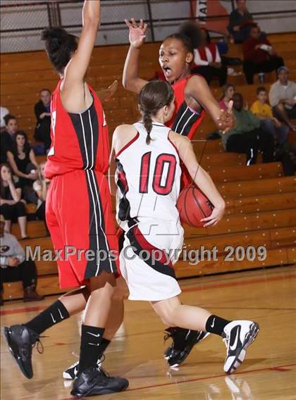 Thumbnail 2 in Denver East vs. Chatfield (2009 Fairview Festival) photogallery.