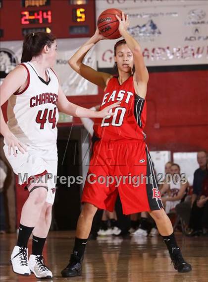 Thumbnail 2 in Denver East vs. Chatfield (2009 Fairview Festival) photogallery.