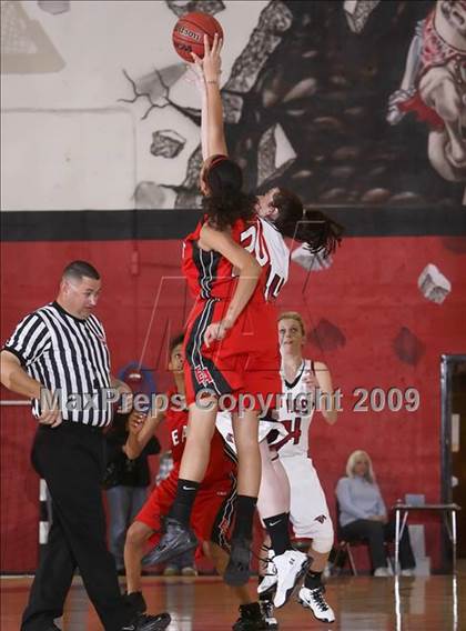 Thumbnail 3 in Denver East vs. Chatfield (2009 Fairview Festival) photogallery.