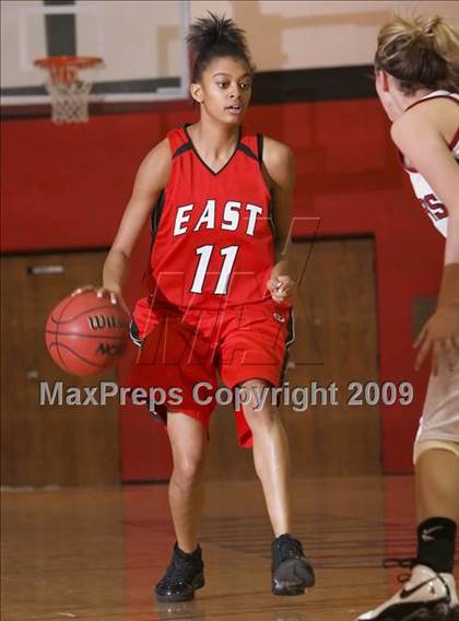 Thumbnail 3 in Denver East vs. Chatfield (2009 Fairview Festival) photogallery.