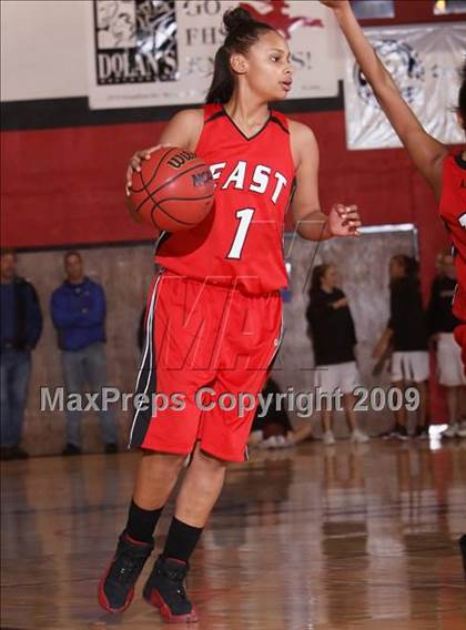 Thumbnail 3 in Denver East vs. Chatfield (2009 Fairview Festival) photogallery.
