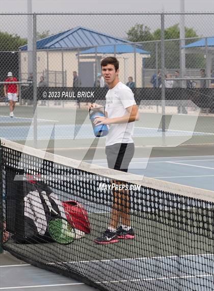 Thumbnail 3 in UIL 6A Boys Tennis Semifinal photogallery.