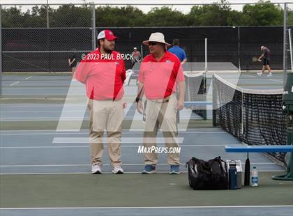 Thumbnail 1 in UIL 6A Boys Tennis Semifinal photogallery.