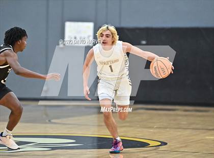 Thumbnail 3 in Paul Davis Classic Day 2 Thomas Jefferson vs. Palmer photogallery.