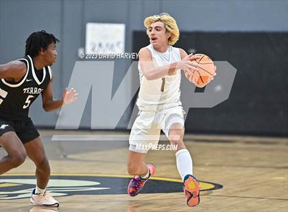Thumbnail 2 in Paul Davis Classic Day 2 Thomas Jefferson vs. Palmer photogallery.