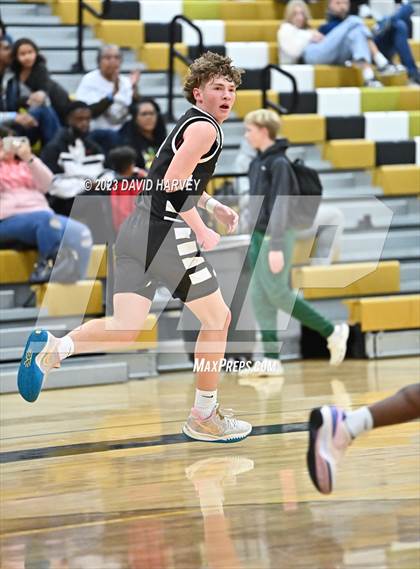 Thumbnail 3 in Paul Davis Classic Day 2 Thomas Jefferson vs. Palmer photogallery.