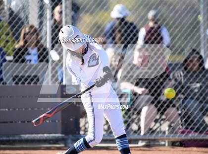 Thumbnail 3 in Riverdale Ridge vs. Palisade (CHSAA 4A Region 4) photogallery.